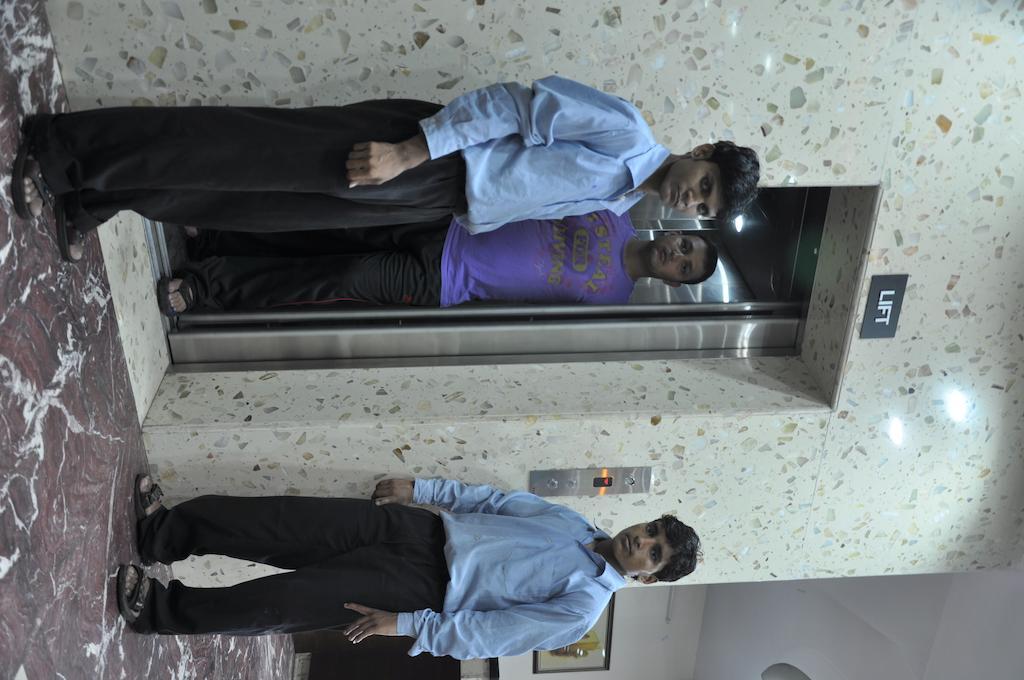 Hotel Metro Jaipur Buitenkant foto