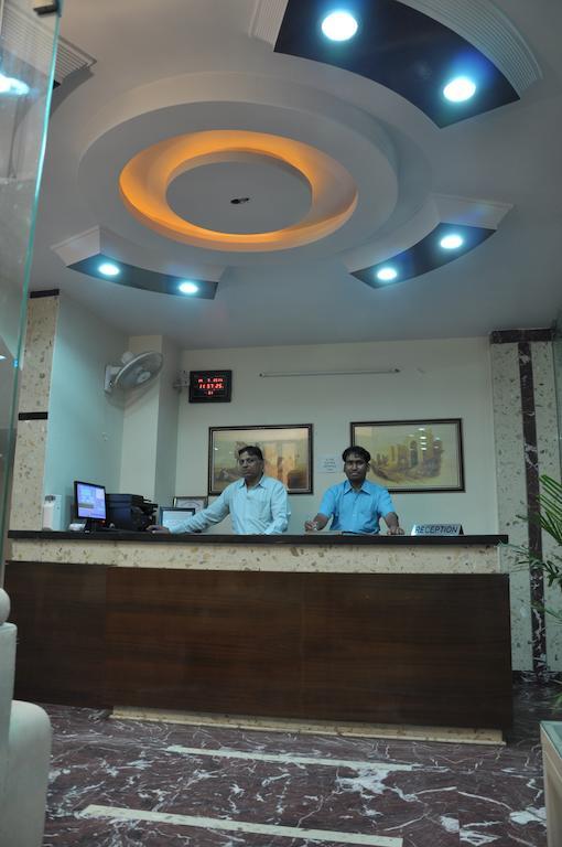 Hotel Metro Jaipur Buitenkant foto