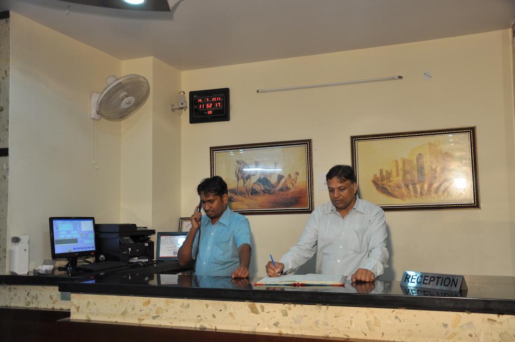 Hotel Metro Jaipur Buitenkant foto