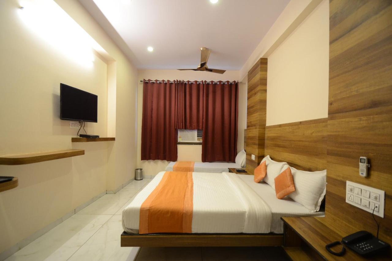 Hotel Metro Jaipur Buitenkant foto