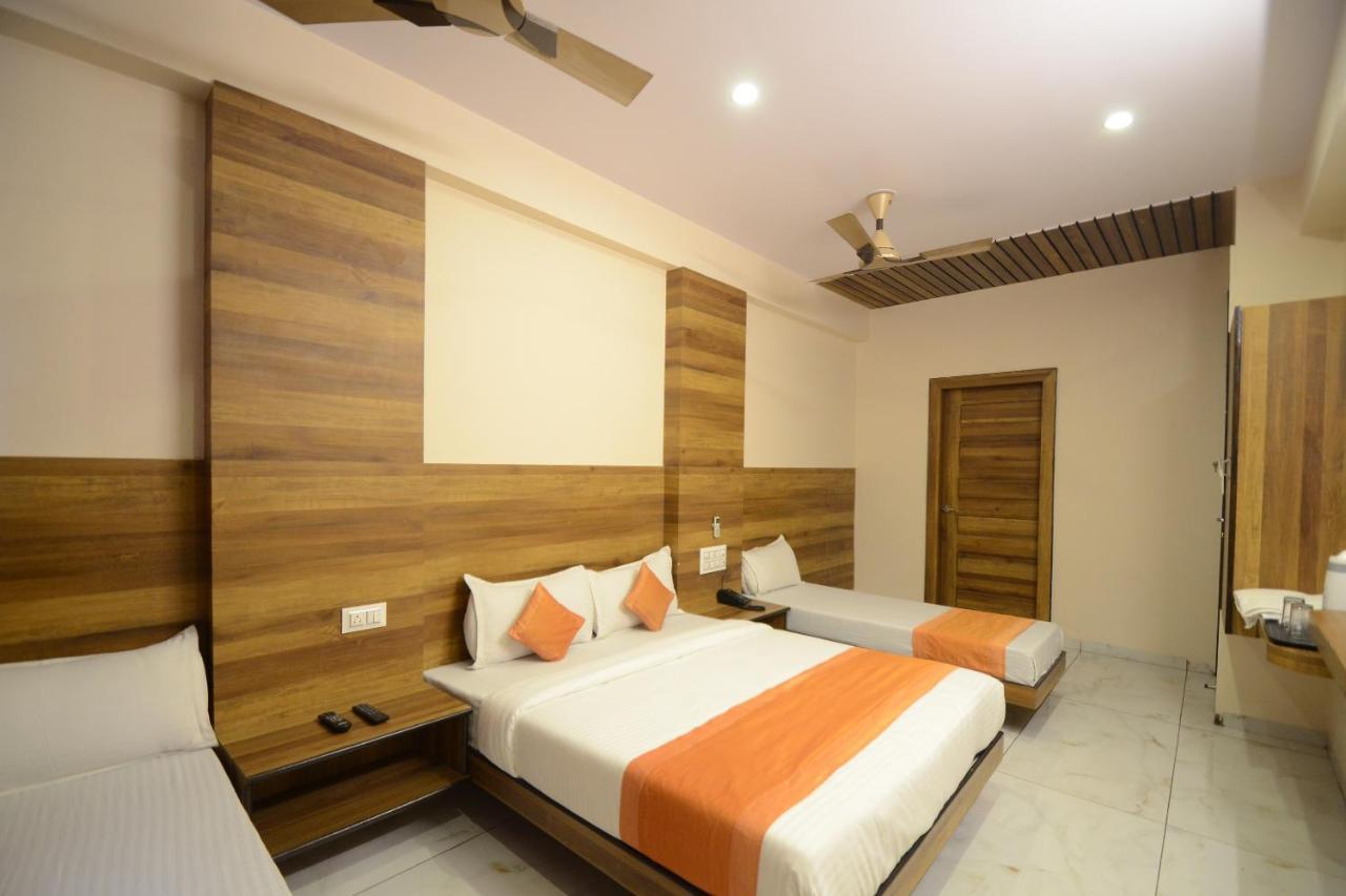 Hotel Metro Jaipur Buitenkant foto